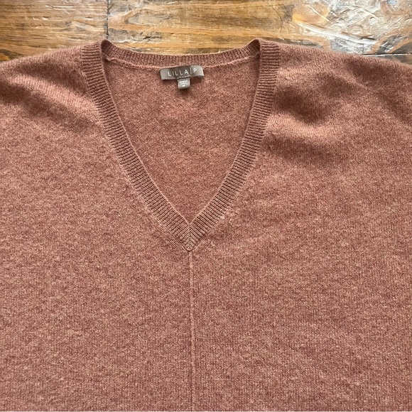 Lilla P 100% Cashmere Knit V-neck Sweater Meave size M Soft - Picture 2 of 15